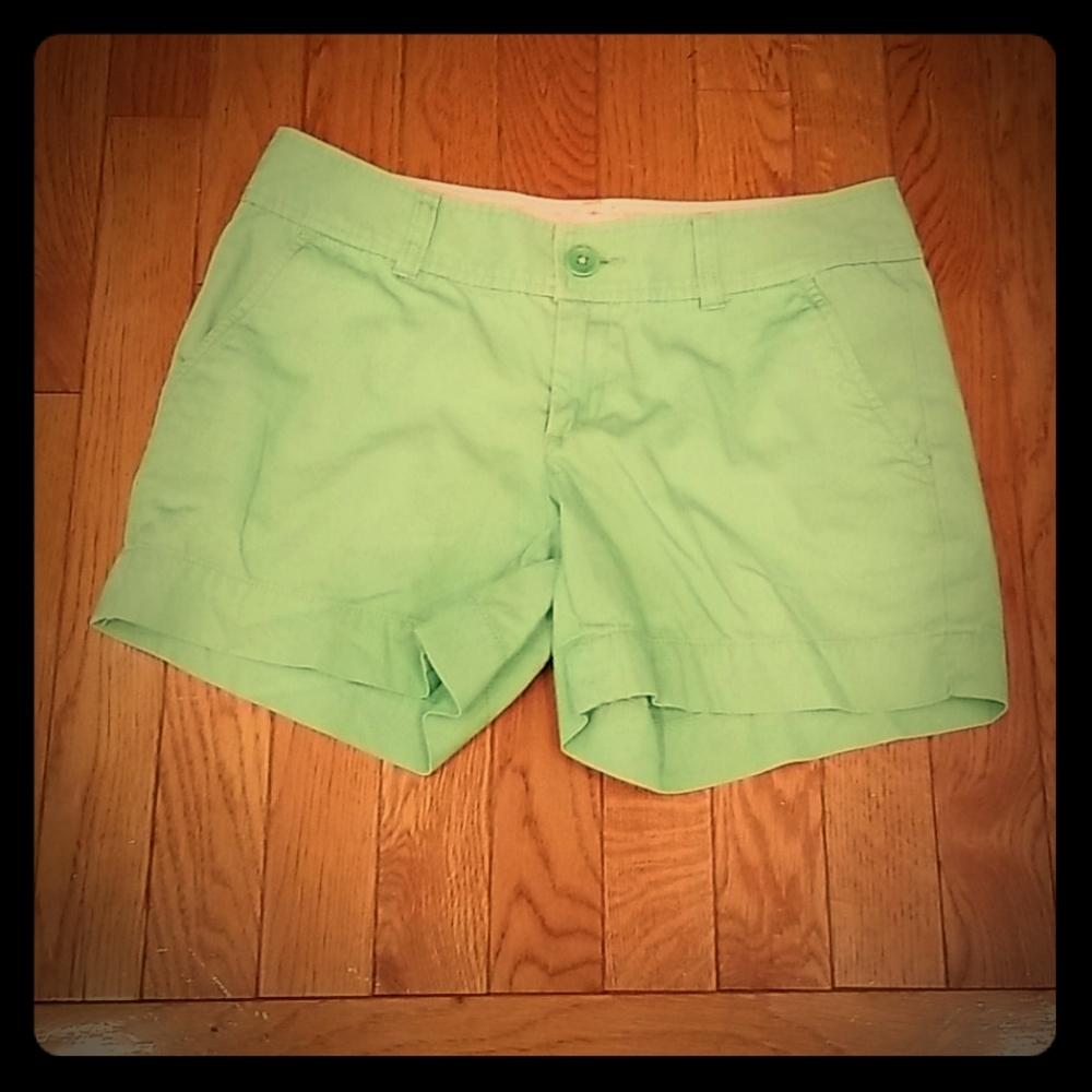 Lilly Pulitzer green shorts